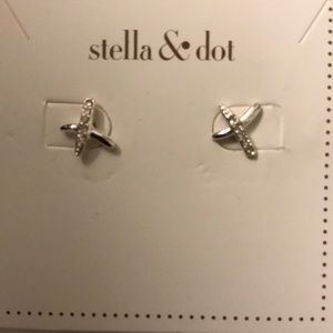 Stella & Dot Tilly Studs